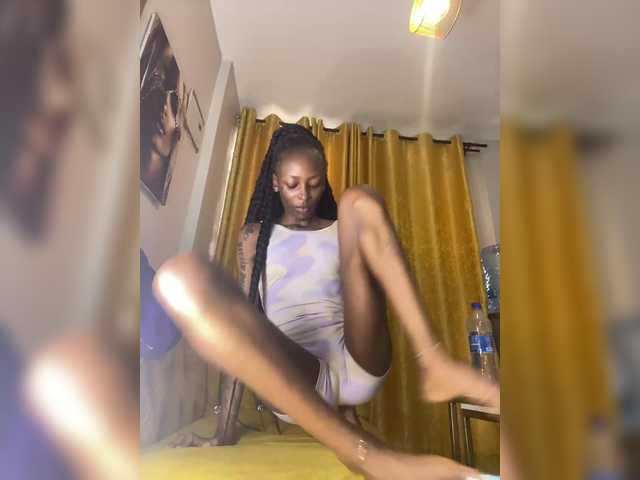 Badgalnish-1 live cam on BongaCams