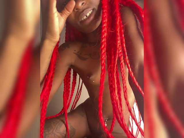 Badgalnish-1 live cam on BongaCams