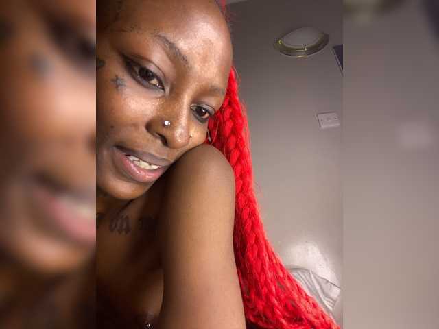 Badgalnish-1 live cam on BongaCams