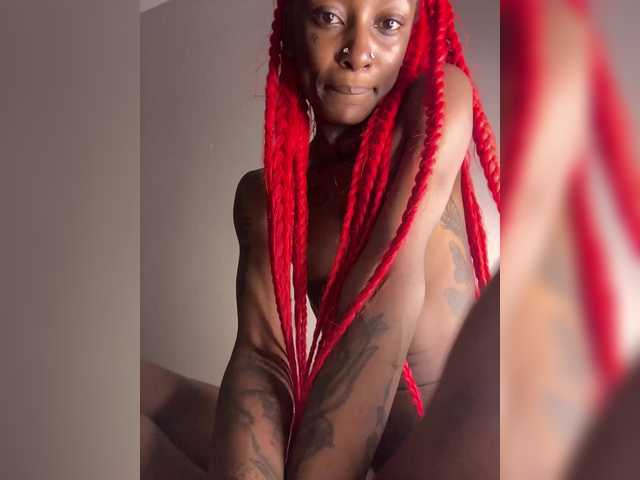Badgalnish-1 live cam on BongaCams