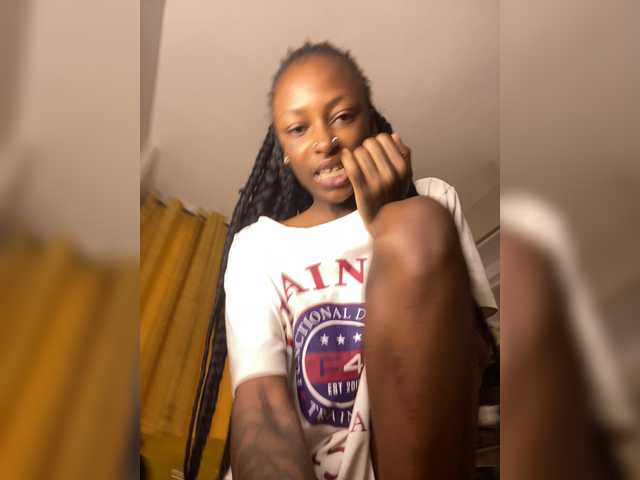 Badgalnish-1 live cam on BongaCams