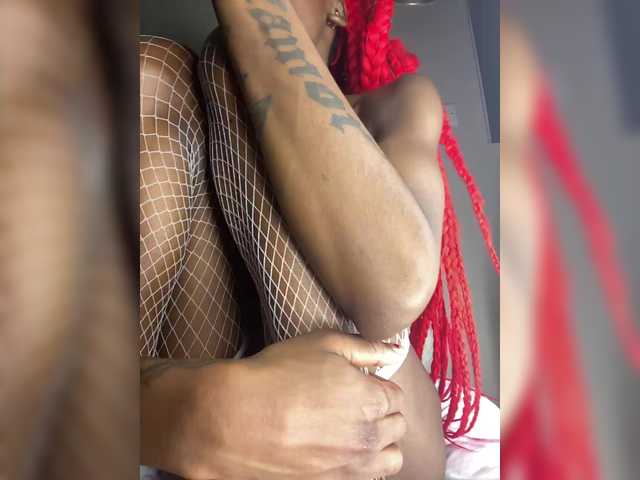 Badgalnish-1 live cam on BongaCams