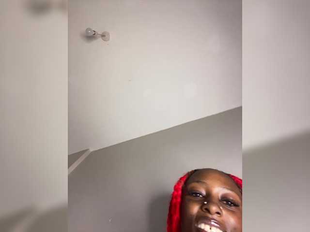 Badgalnish-1 live cam on BongaCams