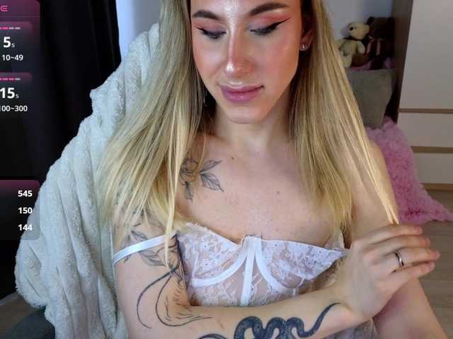 MiraBella10 live webcam show
