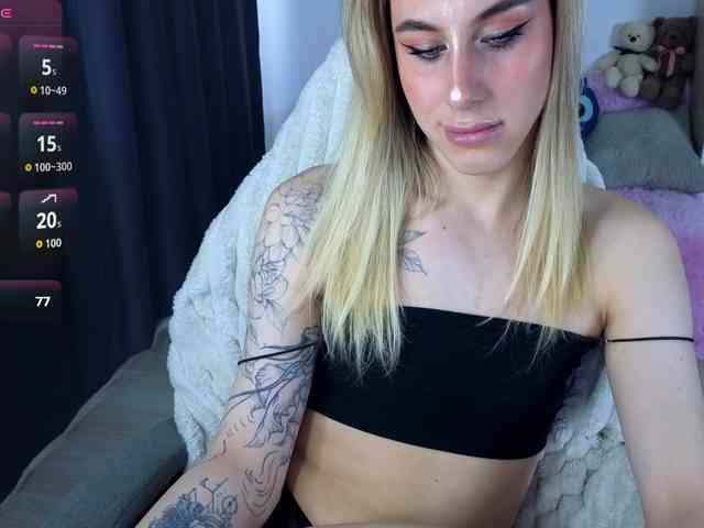 MiraBella10 Live Webcam on BongaCams