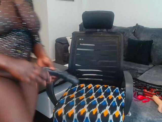 Cocoa live cam on BongaCams