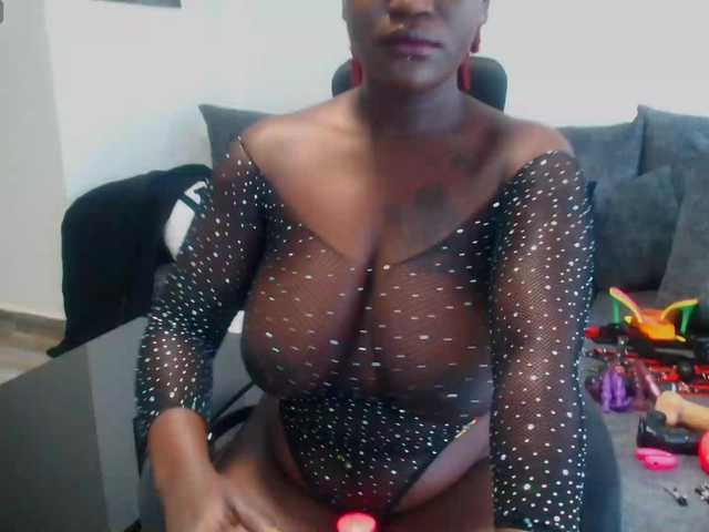 Cocoa live webcam show