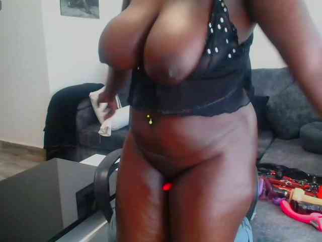 Cocoa Live Webcam on BongaCams