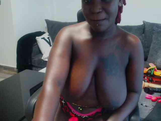Cocoa Live Webcam on BongaCams