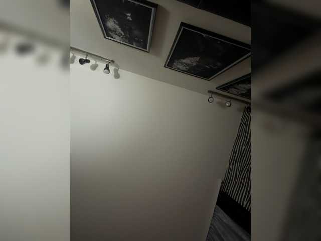 Stiflers_mom live cam preview