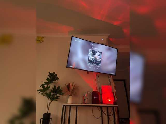 Stiflers_mom live cam