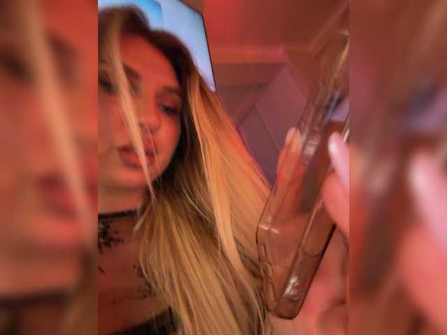 Kotofeyka1's BongaCams show and profile