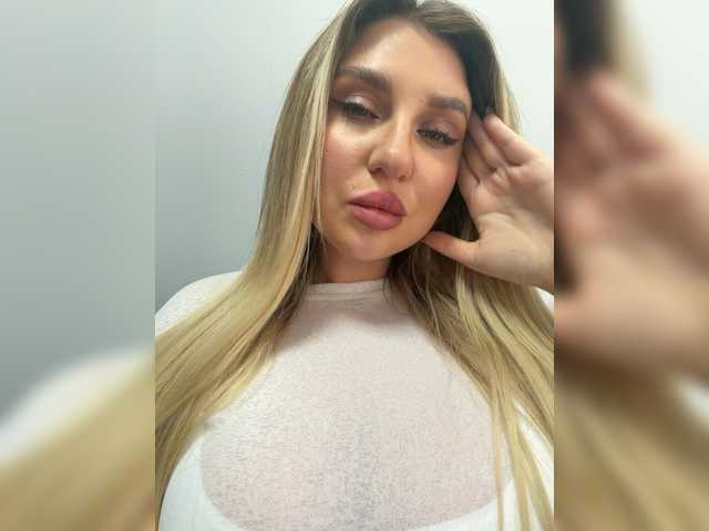 Kotofeyka1's BongaCams show and profile