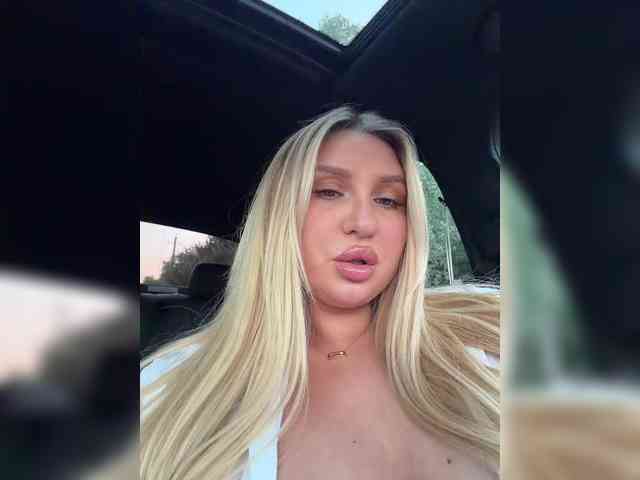 Stiflers_mom webcam