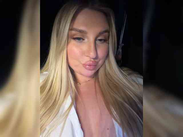 Stiflers_mom webcam