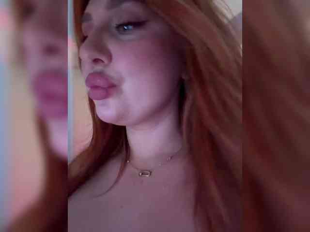 Stiflers_mom webcam
