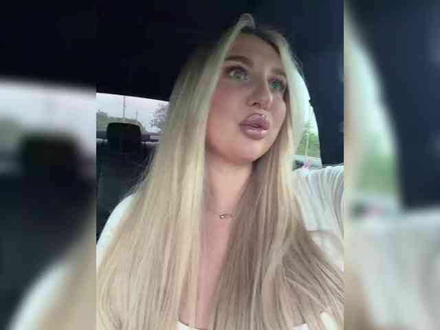 Stiflers_mom webcam