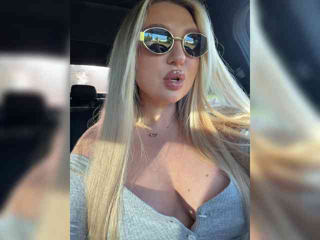 Stiflers_mom webcam