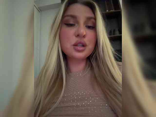 Stiflers_mom webcam