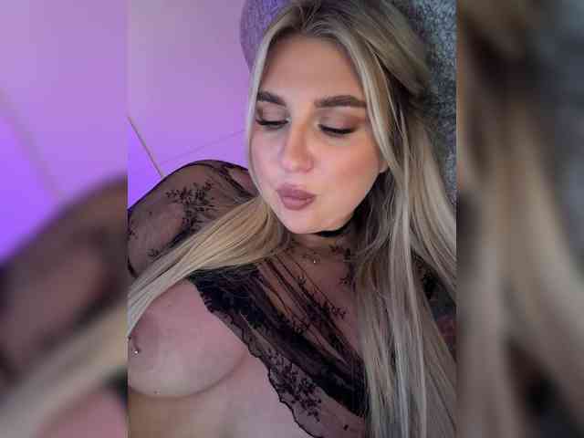Stiflers_mom webcam