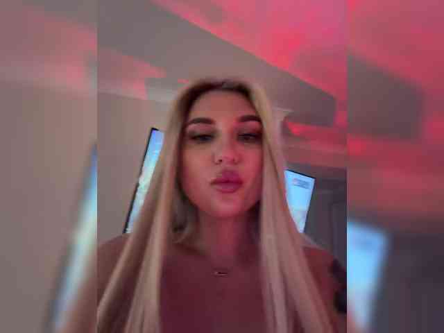 Stiflers_mom webcam