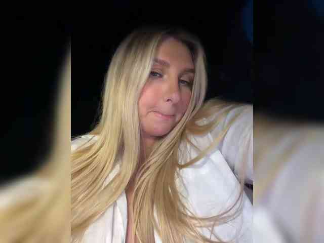 Stiflers_mom webcam