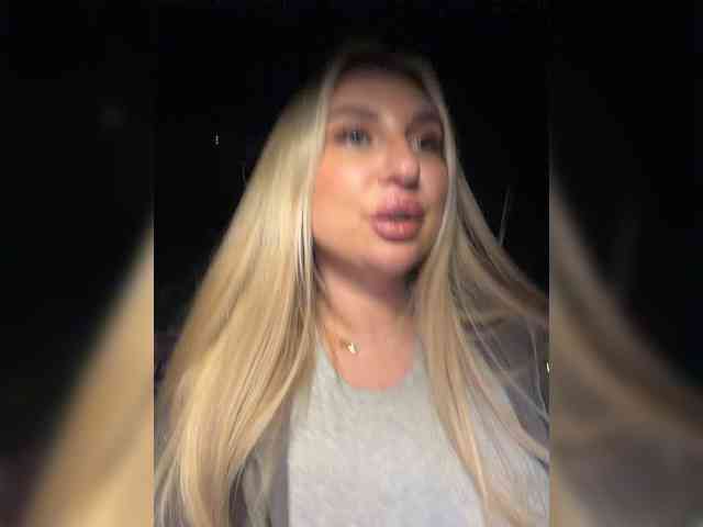 Stiflers_mom webcam