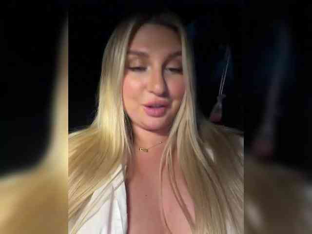 Stiflers_mom webcam