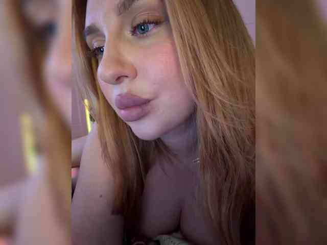 Stiflers_mom webcam