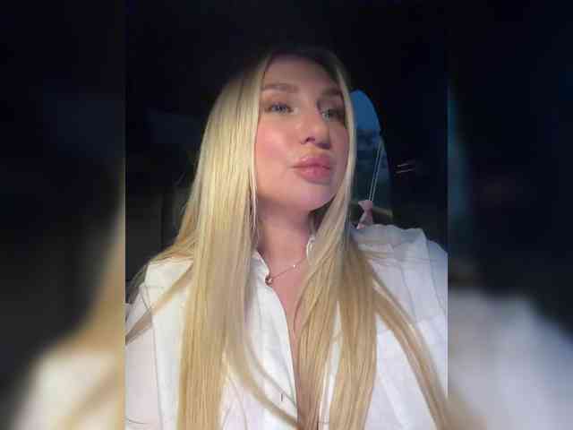 Stiflers_mom webcam