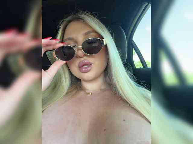 Stiflers_mom webcam