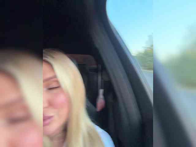 Stiflers_mom webcam