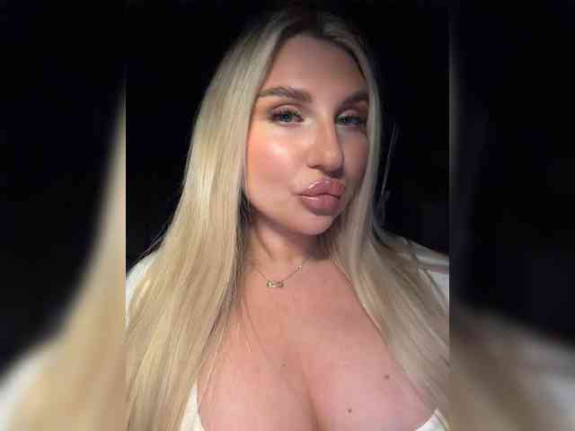 Stiflers_mom webcam