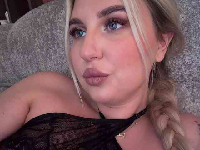 Stiflers_mom webcam