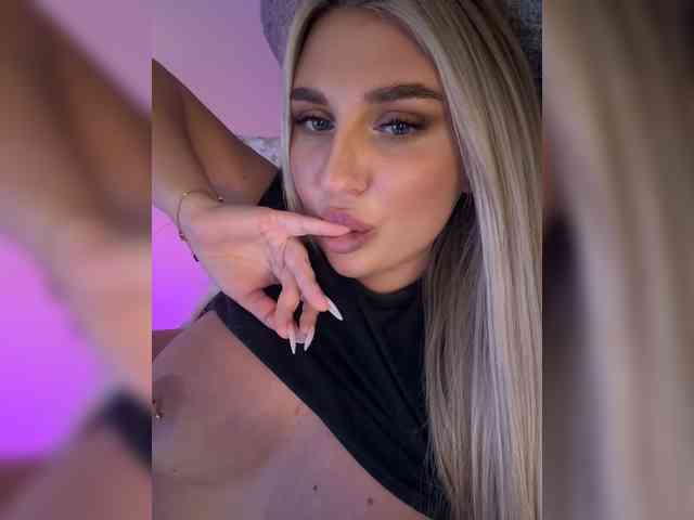 Stiflers_mom webcam