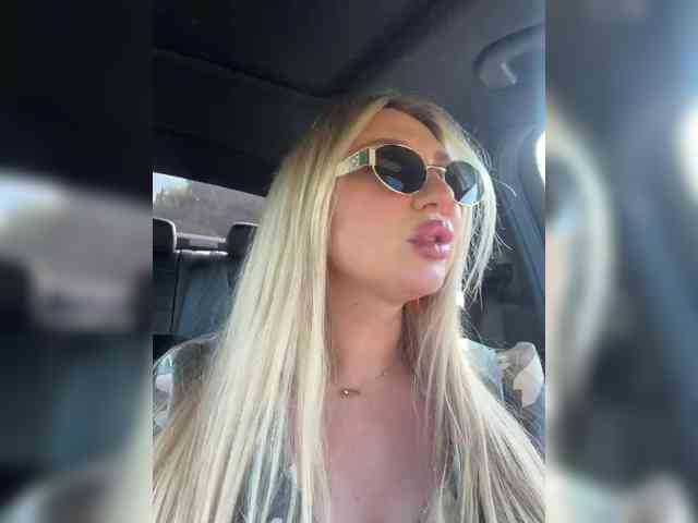 Stiflers_mom webcam