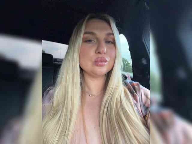 Stiflers_mom webcam