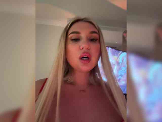Stiflers_mom webcam
