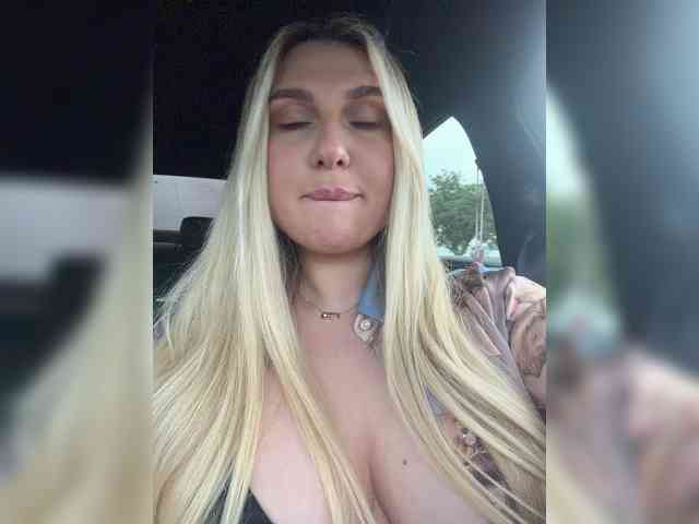 Stiflers_mom webcam