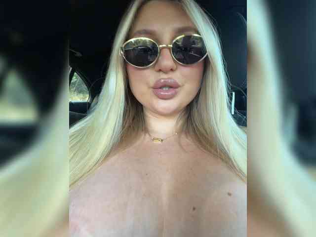 Stiflers_mom webcam