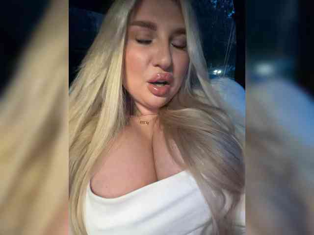 Stiflers_mom webcam