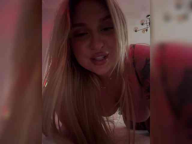 Stiflers_mom webcam