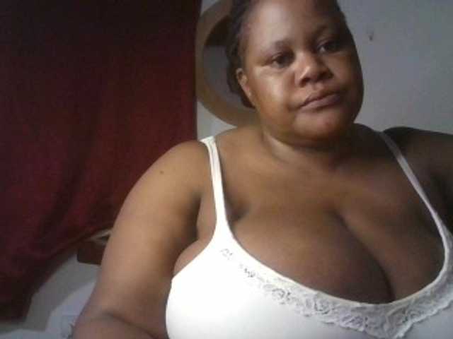 Ebonymagixs live cam on BongaCams