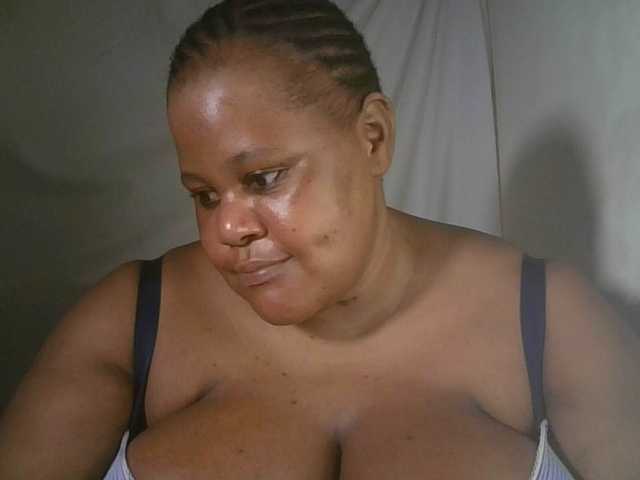 Ebonymagixs's BongaCams show and profile