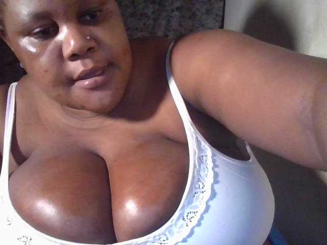 Ebonymagixs webcam
