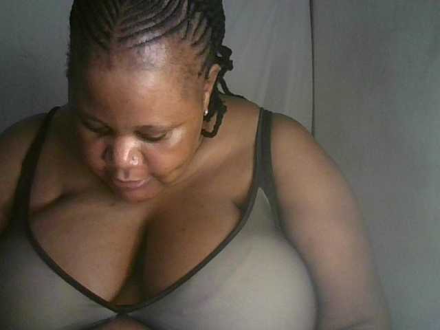 Ebonymagixs's BongaCams show and profile