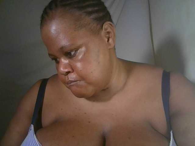 Ebonymagixs's BongaCams show and profile