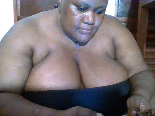 Ebonymagixs webcam