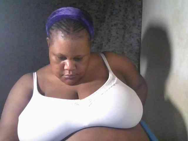 Ebonymagixs webcam
