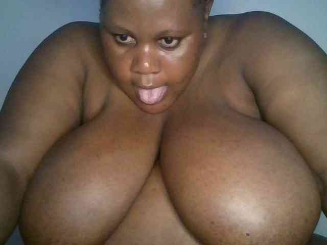 Ebonymagixs webcam